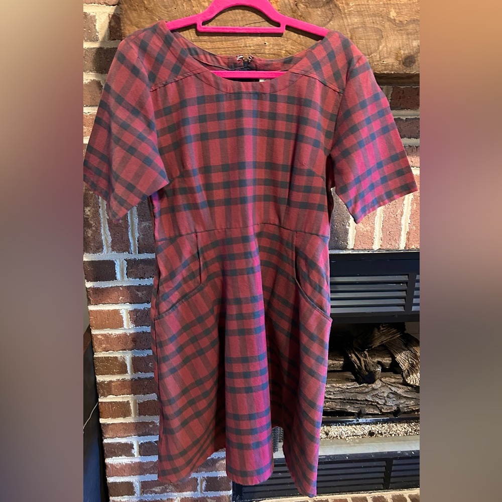 Flannel Midi dress.